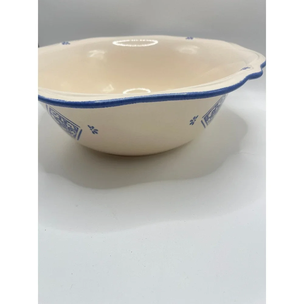 Pfaltzgraff Maison Blue Serving Bowl Scalloped Floral Stoneware Cream Blue USA